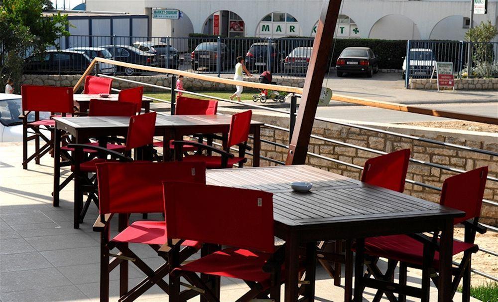 Hotel In Biograd Na Moru Ngoại thất bức ảnh