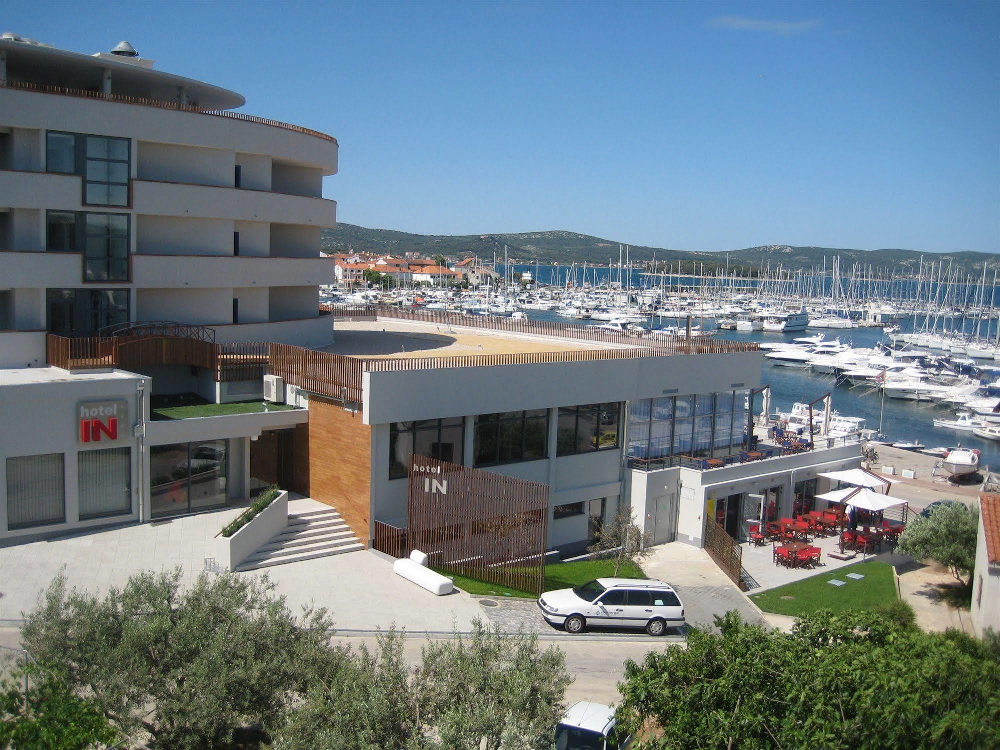 Hotel In Biograd Na Moru Ngoại thất bức ảnh