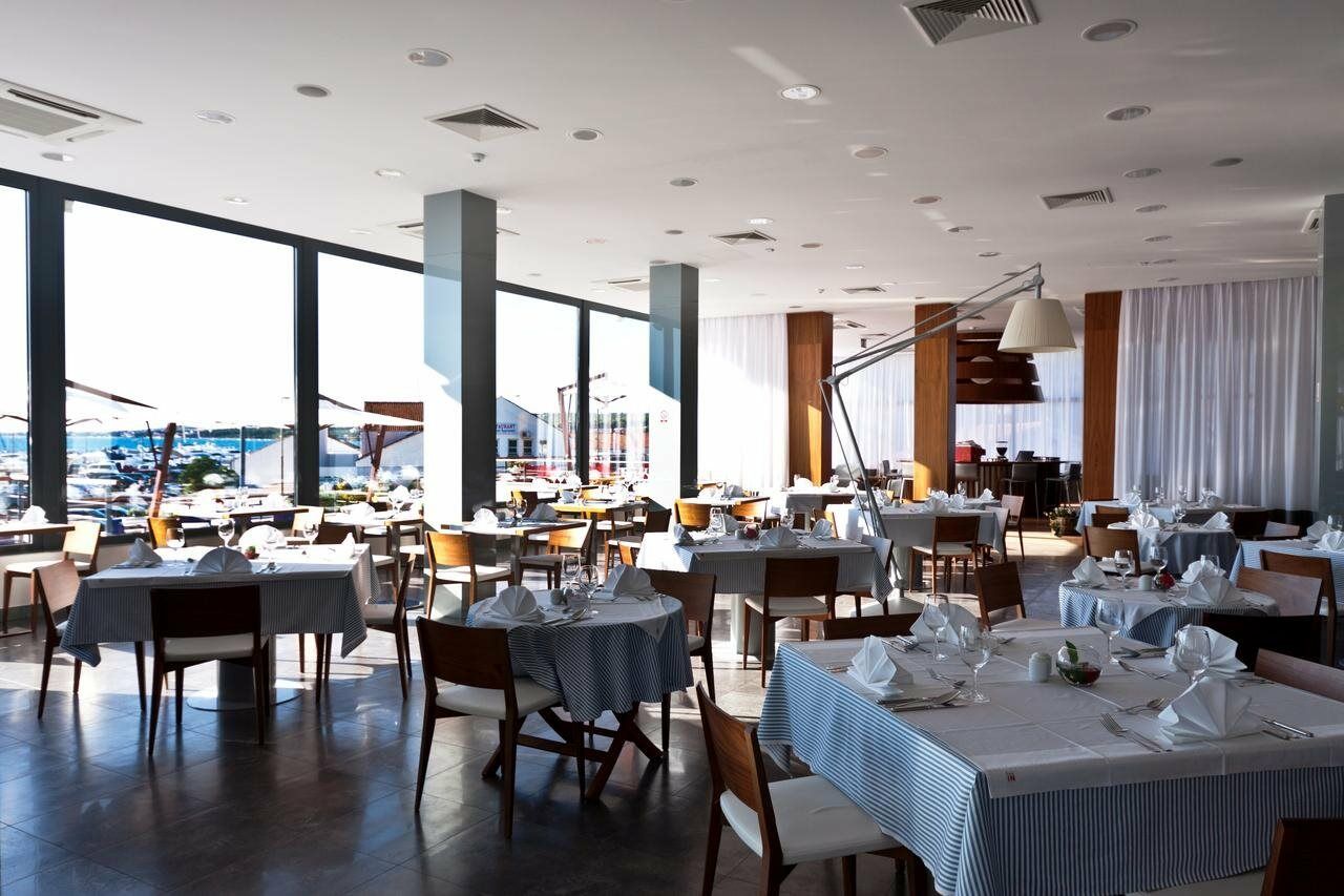 Hotel In Biograd Na Moru Ngoại thất bức ảnh